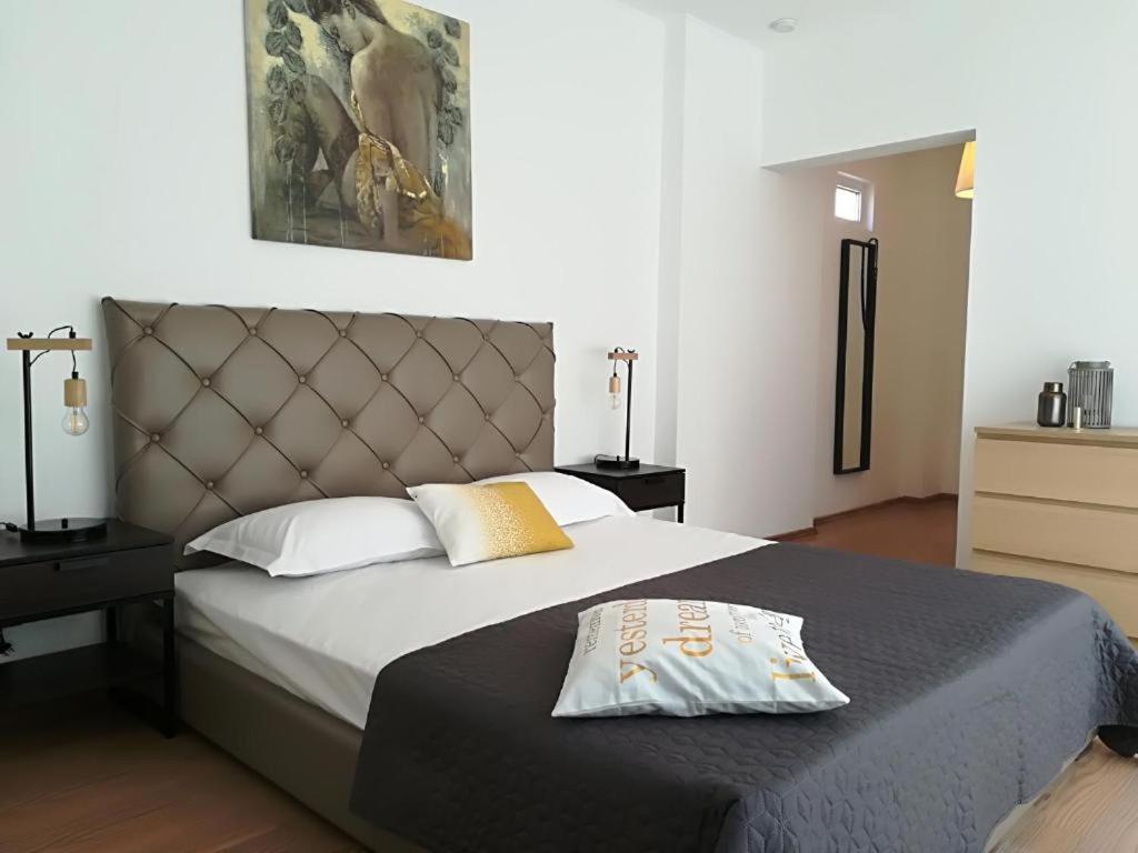 Guesthouse Smart Bukarest Eksteriør billede