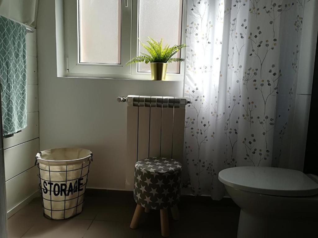 Guesthouse Smart Bukarest Eksteriør billede