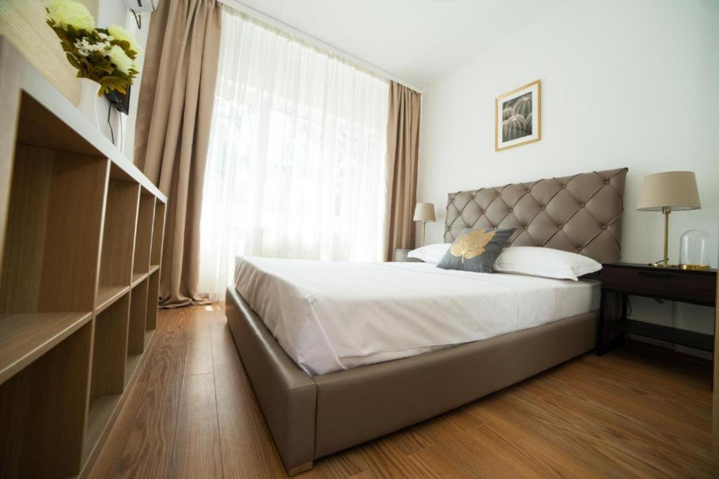 Guesthouse Smart Bukarest Eksteriør billede